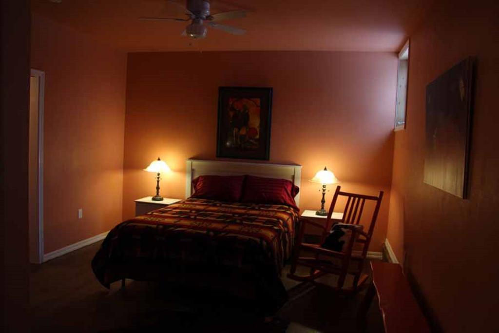 Gaynor Ranch Bed & Breakfast Polson Pokoj fotografie